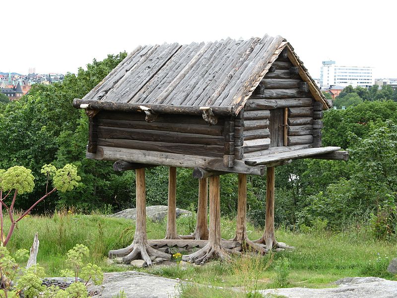 Саамский амбар. Модель на территории парка Скансен (Стокгольм)